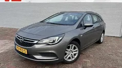 Gebruikt 2017 Opel Astra Edition Stationwagen | € 5.748 (Eerlijke prijs)