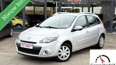 Zilver, metallic lak Gebruikt 2010 Renault Clio GrandTour Expression Stationwagen | € 5.450 (Eerlijke prijs)