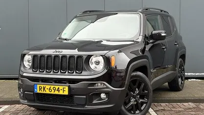Zwart Occasion 2017 Jeep Renegade Limited SUV | € 16.900 (Eerlijke prijs)