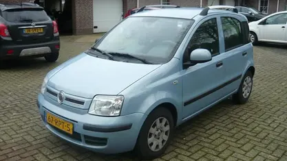 Occasion 2011 Fiat Panda Hatchback | € 1.750 (Eerlijke prijs)