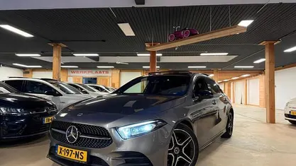 Grijs Gebruikt 2022 Mercedes A200 Business Hatchback | € 29.950 (Eerlijke prijs)