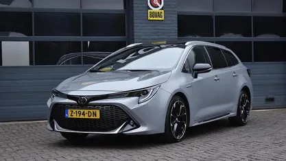 Grijs Occasion 2024 Toyota Corolla Plus Stationwagen | € 27.950 (Goede deal)