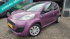 Paars Gebruikt 2013 Peugeot 107 Hatchback | € 4.999 (Eerlijke prijs)