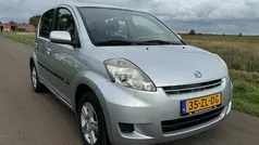 Grijs Gebruikt 2008 Daihatsu Sirion Hatchback | € 2.250 (Eerlijke prijs)