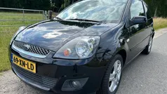 Zwart Gebruikt 2007 Ford Fiesta Futura Hatchback | € 2.750 (Eerlijke prijs)