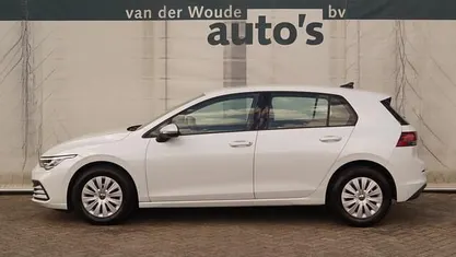 Gebruikt 2020 VW Golf VIII Edition Hatchback | € 14.900 (Eerlijke prijs)