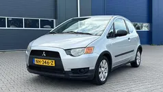 Grijs Gebruikt 2011 Mitsubishi Colt Edition Hatchback | € 2.500 (Eerlijke prijs)