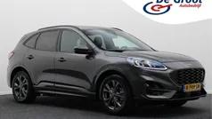 Grijs Gebruikt 2021 Ford Kuga ST-Line SUV | € 25.450 (Eerlijke prijs)