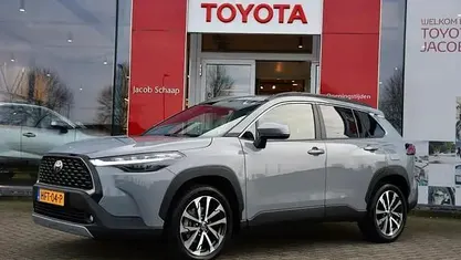 Gebruikt 2025 Toyota Corolla Cross Style SUV | € 37.499 (Eerlijke prijs)