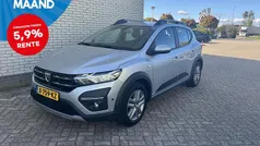 Gebruikt 2022 Dacia Sandero Expression Hatchback | € 15.900 (Eerlijke prijs)