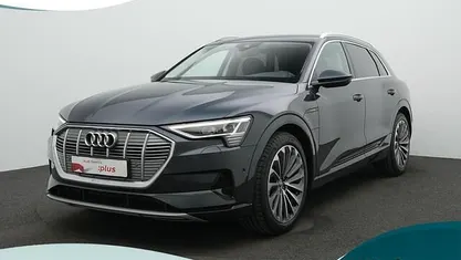Grijs (metallic) Occasion 2020 Audi e-tron Comfort SUV | € 28.800 (Goede deal)