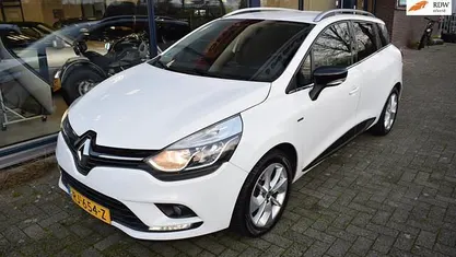 Occasion Renault Clio GrandTour LIMITED 90 PK (66 kW) 2017 Stationwagen