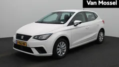 Wit Gebruikt 2022 Seat Ibiza Style Hatchback | € 15.944 (Eerlijke prijs)