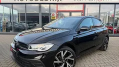 Zwart Gebruikt 2023 VW Polo Business Hatchback | € 21.850 (Goede deal)