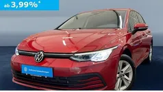 Gebruikt 2023 VW Golf VIII Life Sedan | € 30.079 (Eerlijke prijs)