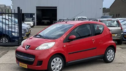 Occasion Peugeot 107 Access 68 PK (50 kW) 2011 Hatchback