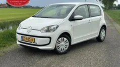 Wit Gebruikt 2016 VW up! move up! Hatchback | € 5.950 (Super prijs)