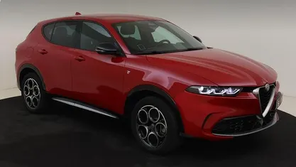 Rood Occasion 2023 Alfa Romeo Tonale SUV | € 32.990 (Goede deal)