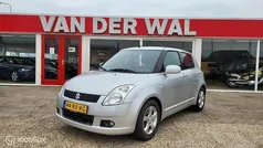 Grijs Gebruikt 2005 Suzuki Swift GLS Hatchback | € 2.350 (Eerlijke prijs)