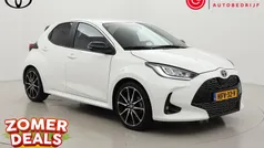 Gebruikt 2023 Toyota Yaris Hybrid Sport Hatchback | € 27.299 (Eerlijke prijs)
