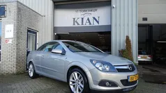 Grijs Gebruikt 2006 Opel Astra Cabriolet Cosmo Cabriolet | € 3.450 (Eerlijke prijs)
