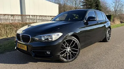Occasion BMW 120 Executive 184 PK (135 kW) 2018 Zwart Hatchback