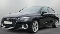 Zwart Gebruikt 2022 Audi A3 Sportback S-Line Hatchback | € 34.900 (Eerlijke prijs)