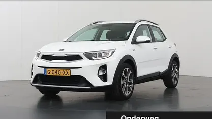 Wit Gebruikt 2020 Kia Stonic SUV | € 16.635 (Eerlijke prijs)