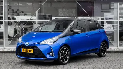 Blauw Gebruikt 2018 Toyota Yaris Hybrid Executive Hatchback | € 17.049 (Eerlijke prijs)