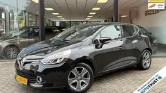 Zwart Gebruikt 2014 Renault Clio IV Hatchback | € 7.940 (Eerlijke prijs)