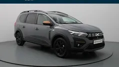 Grijs Gebruikt 2024 Dacia Jogger Extreme MPV | € 27.990 (Eerlijke prijs)