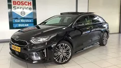 Zwart Gebruikt 2020 Kia ProCeed Hatchback | € 20.750 (Eerlijke prijs)