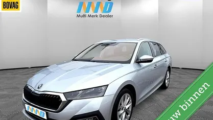 Grijs Occasion 2022 Skoda Octavia Business Line Stationwagen | € 16.198 (Eerlijke prijs)