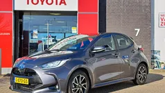 Grijs Gebruikt 2023 Toyota Yaris Hybrid Hatchback | € 21.400 (Eerlijke prijs)