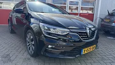 Zwart Gebruikt 2023 Renault Mégane GrandTour Luxe Stationwagen | € 20.950 (Eerlijke prijs)