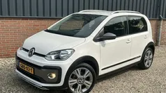 Wit Gebruikt 2019 VW cross up! Hatchback | € 11.945 (Eerlijke prijs)