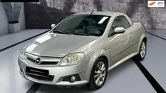 Grijs Gebruikt 2006 Opel Tigra Sport Cabriolet | € 2.450 (Eerlijke prijs)