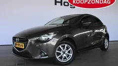Bruin, metallic lak Gebruikt 2017 Mazda 2 Hatchback | € 10.940 (Eerlijke prijs)