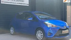 Blauw, metallic lak Gebruikt 2019 Toyota Yaris Hatchback | € 13.949 (Goede deal)