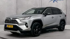 Gebruikt 2020 Toyota RAV4 Hybrid SUV | € 34.400 (Eerlijke prijs)