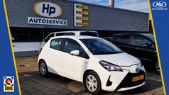 Wit Gebruikt 2018 Toyota Yaris Hybrid Active Hatchback | € 13.900 (Eerlijke prijs)