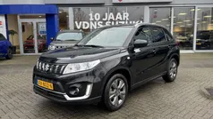 Zwart Gebruikt 2019 Suzuki Vitara SUV | € 18.950 (Eerlijke prijs)