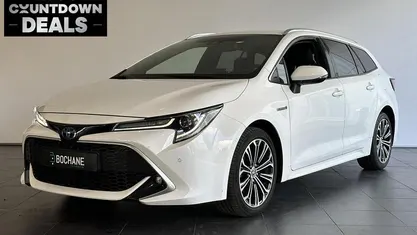 Wit Gebruikt 2021 Toyota Corolla Executive Stationwagen | € 21.645 (Goede deal)
