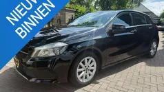 Zwart Gebruikt 2017 Mercedes A160 Prestige Hatchback | € 13.950 (Eerlijke prijs)
