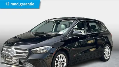 Zwart Gebruikt 2020 Mercedes B250e MPV | € 26.950 (Eerlijke prijs)