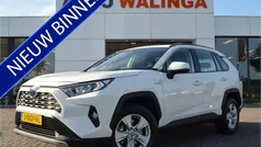 Wit Gebruikt 2020 Toyota RAV4 Active SUV | € 25.950 (Eerlijke prijs)