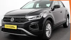 Gebruikt 2023 VW T-Roc Life SUV | € 26.890 (Goede deal)