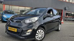 Zwart, metallic lak Gebruikt 2011 Kia Picanto Hatchback | € 3.499 (Eerlijke prijs)