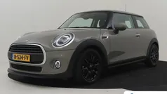 Grijs Gebruikt 2020 Mini Cooper Salt Hatchback | € 18.895 (Eerlijke prijs)
