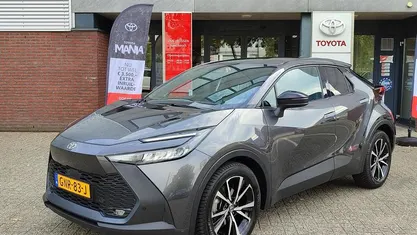 Occasion Toyota C-HR 140 PK (102 kW) 2024 Grijs SUV
